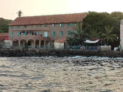 Auberge Mariama Ba Gorée Buitenkant foto